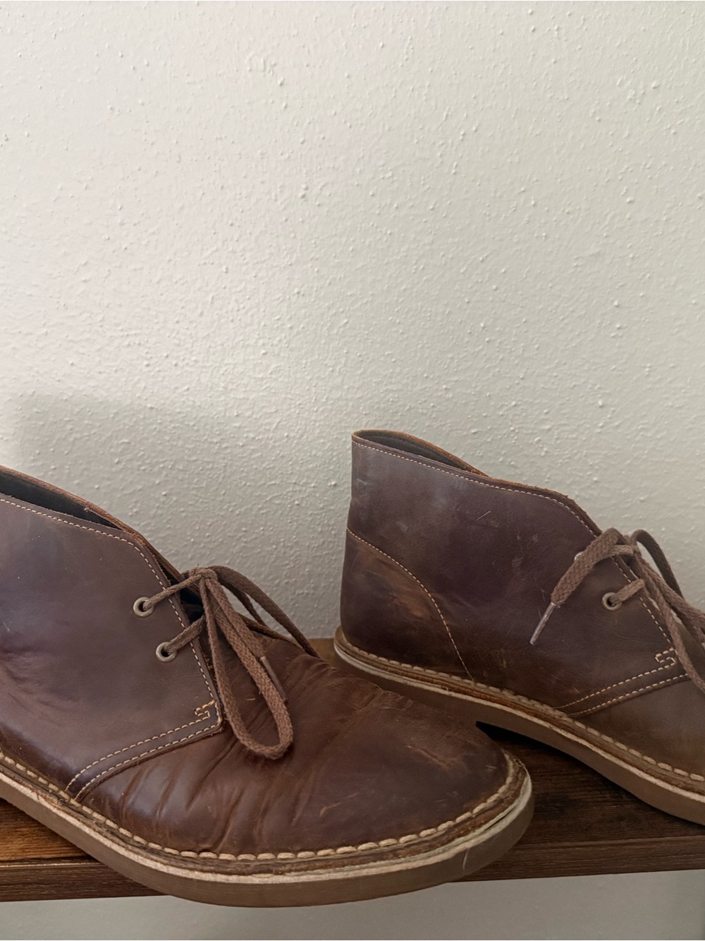 Clark’s Men's Brown Leather Chukka Boots